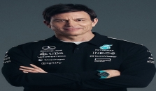 IWC万国表发布限量版大型飞行员减震装置XPL腕表 向托托•沃尔夫致敬