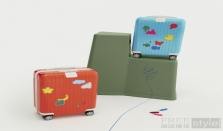 以海星橙与海浪蓝演绎童趣探索之旅 RIMOWA（日默瓦）推出Essential Lite 系列全新限定款儿童箱